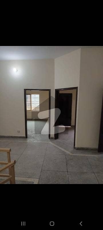 کینال بینک ہاؤسنگ سکیم لاہور میں 3 کمروں کا 5 مرلہ مکان 1.6 کروڑ میں برائے فروخت۔