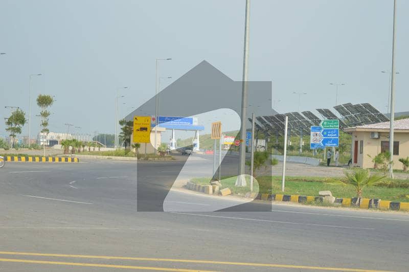 4 KANAL WITH 100 FEET FRONT PLOT FOR SALE AT MAIN PINE AVENEUE ROAD 4 KANAL WITH 100 FEET FRONT PLOT FOR SALE AT MAIN PINE AVENEUE ROAD