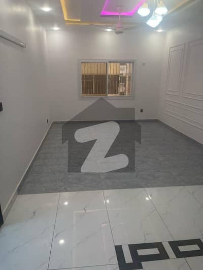 Prime Location Bath Island Flat Sized 1800 Square Feet Is Available