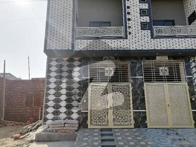 سٹی ولاز هاوسنگ سکیم سمندری روڈ,فیصل آباد میں 3 مرلہ مکان 90.0 لاکھ میں برائے فروخت۔