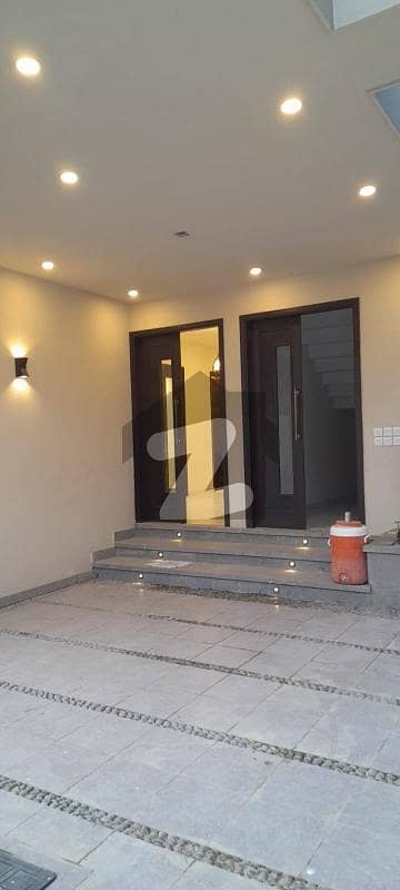 ڈی ایچ اے فیز 2 ڈی ایچ اے ڈیفینس,کراچی میں 6 کمروں کا 1 کنال مکان 17.0 کروڑ میں برائے فروخت۔ ڈی ایچ اے فیز 2 ڈی ایچ اے ڈیفینس,کراچی میں 6 کمروں کا 1 کنال مکان 17.0 کروڑ میں برائے فروخت۔