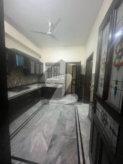 1 Kanal, Neat And Clean First Floor Portion With Beds With Attached Bath, On Reasonable Rent