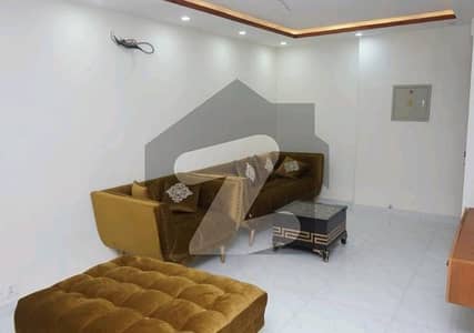 Bahria Town - Sector C 800 Square Feet Flat Up For sale