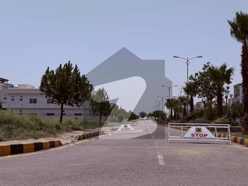 ٹیلی گارڈنز ٹی اینڈ ٹی ای سی ایچ ایس ایف ۔ 17,اسلام آباد میں 1 کنال رہائشی پلاٹ 1.23 کروڑ میں برائے فروخت۔ ٹیلی گارڈنز ٹی اینڈ ٹی ای سی ایچ ایس ایف ۔ 17,اسلام آباد میں 1 کنال رہائشی پلاٹ 1.23 کروڑ میں برائے فروخت۔