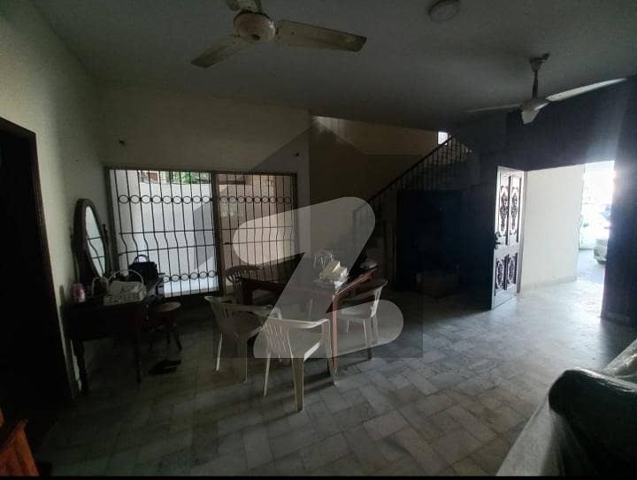 Khayaban E Shujaat Bungalow For Sale