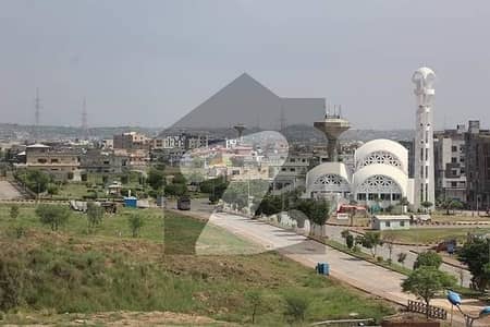 بی ۔ 17 اسلام آباد میں 1 کنال رہائشی پلاٹ 3.25 کروڑ میں برائے فروخت۔