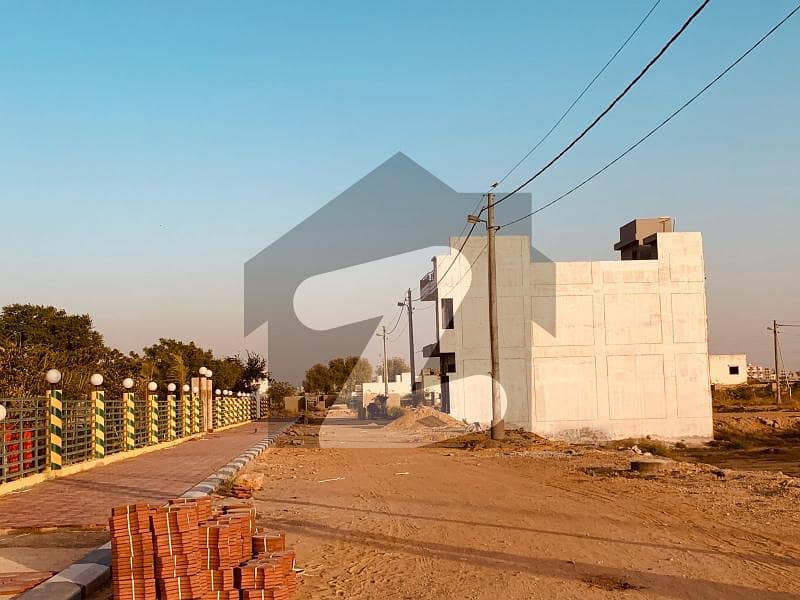 240 SQYRDS RESIDENTIAL PLOTS AVAILABLE 240 SQYRDS RESIDENTIAL PLOTS AVAILABLE