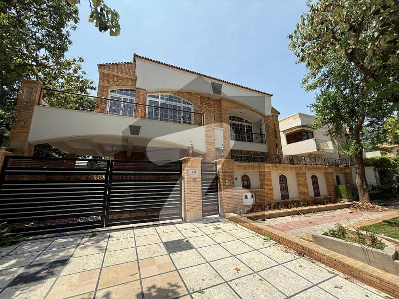 Beautiful House For Rent Beautiful House For Rent