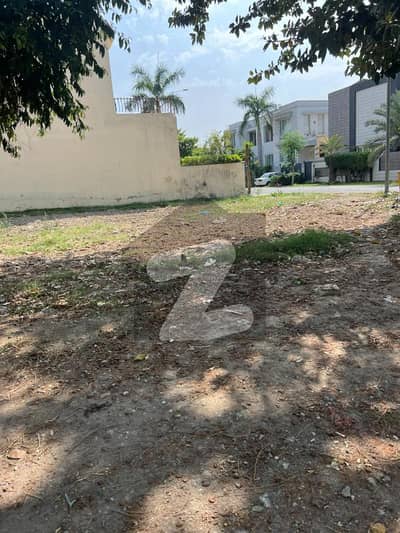 65 Marla Facing Park J Block DHA Phase 5 Road Level 3 Side Covered