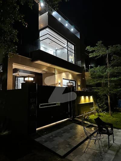 5-Marla Modern Style designer's House with 4 4 bedrooms for rent in Phase-5