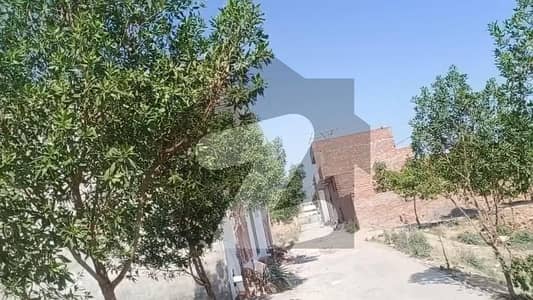 کاہنہ لاہور میں 2 مرلہ رہائشی پلاٹ 10.5 لاکھ میں برائے فروخت۔