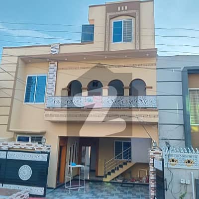ائیرپورٹ ہاؤسنگ سوسائٹی راولپنڈی میں 4 کمروں کا 6 مرلہ مکان 2.2 کروڑ میں برائے فروخت۔