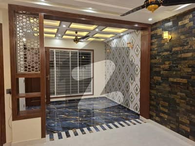 Prime Location Nasheman Iqbal Phase 2 - Block A2 5 Marla House Up For Sale