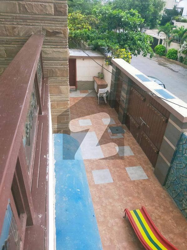 BEAUTIFUL BUNGALOW AT DHA PHASE 4 BEAUTIFUL BUNGALOW AT DHA PHASE 4