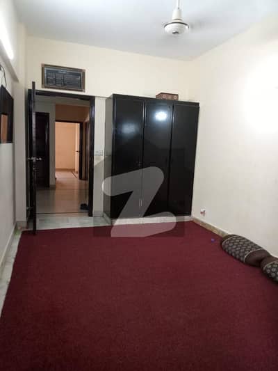 Defence Phase 5, 1100 Sqft, Apartment for Rent.