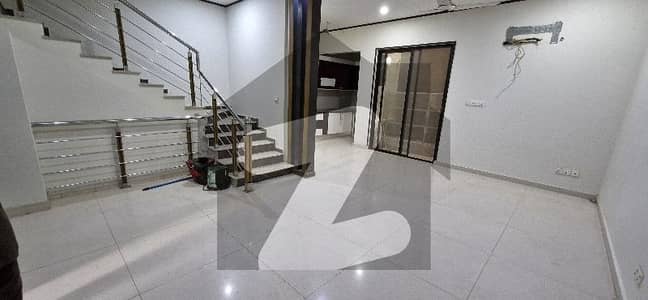 100 Yards Bungalow Available For Sale