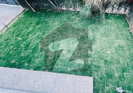 F6