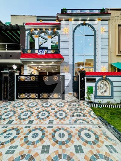 Ten Marla Non-Furnished Brand New Upper Portion Available For Rent In Bahria Town, Lahore.
