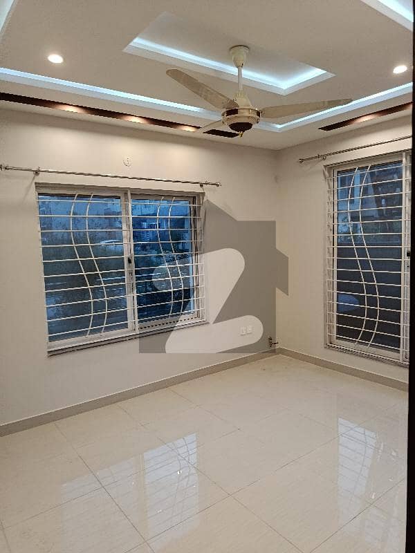 Corner Beautiful House For Rent In D-12 Corner Beautiful House For Rent In D-12
