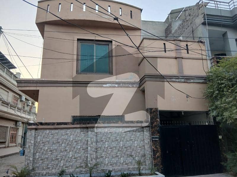 Beautiful Spacious Corner Double Storey 5 Bedrooms House Beautiful Spacious Corner Double Storey 5 Bedrooms House
