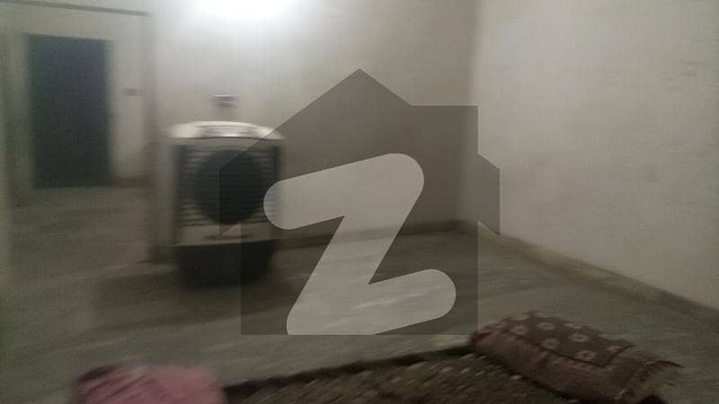 گلشن اقبال پارک گوجرانوالہ میں 2 کمروں کا 3 مرلہ زیریں پورشن 12.0 ہزار میں کرایہ پر دستیاب ہے۔ گلشن اقبال پارک گوجرانوالہ میں 2 کمروں کا 3 مرلہ زیریں پورشن 12.0 ہزار میں کرایہ پر دستیاب ہے۔