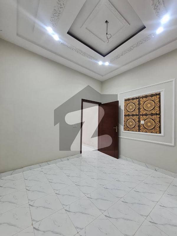 پاک عرب ہاؤسنگ سوسائٹی لاہور میں 4 کمروں کا 10 مرلہ بالائی پورشن 65.0 ہزار میں کرایہ پر دستیاب ہے۔ پاک عرب ہاؤسنگ سوسائٹی لاہور میں 4 کمروں کا 10 مرلہ بالائی پورشن 65.0 ہزار میں کرایہ پر دستیاب ہے۔
