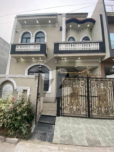 5 Marla House For Sale In Bismillah Housing Scheme Lahore In Very Reasonable Price In A Block House Located On Very Attractive Location Near LGS School Near Market 24/7 Security