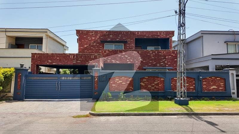 1 Kanal House Available In Heart Of Lahore 1 Kanal House Available In Heart Of Lahore