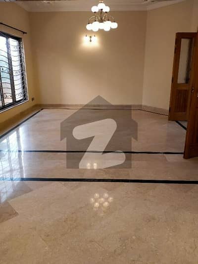 F-11 Beautiful 3'Bed Upper Portion front Open View for Rent