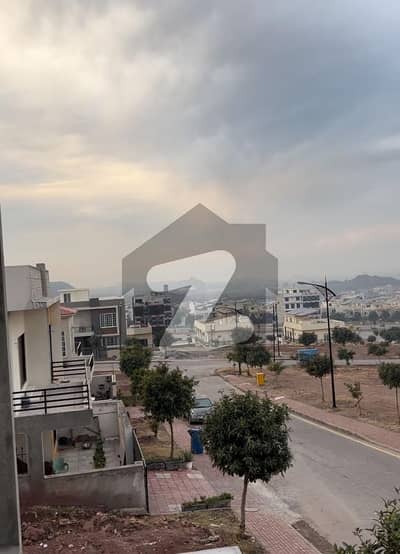 بحریہ انکلیو - سیکٹر این بحریہ انکلیو,بحریہ ٹاؤن,اسلام آباد میں 10 مرلہ رہائشی پلاٹ 2.05 کروڑ میں برائے فروخت۔
