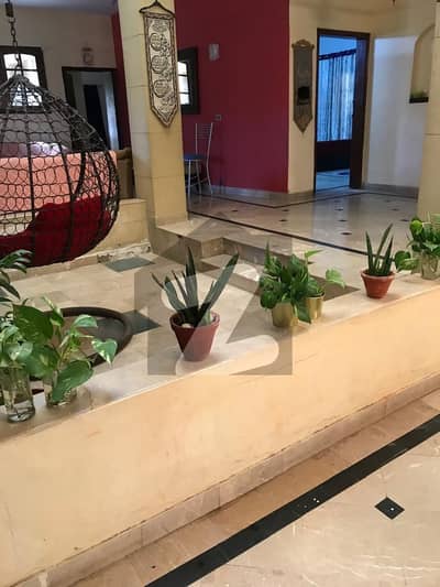 Bungalow For Sale Old But Well-Maintained 2 Proper Units