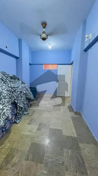 A 950 Square Feet Flat Located In Saddar Town Is Available For Rent
