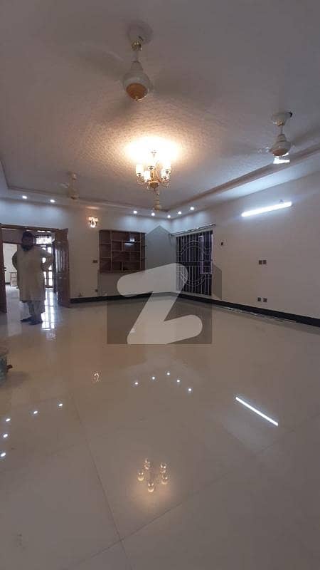 40x80 Upper Portion Available For Rent In G13 40x80 Upper Portion Available For Rent In G13