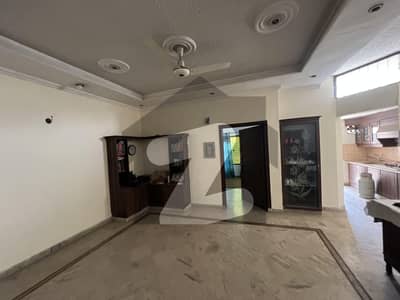 5 MARLA HOUSE AVAILABLE FOR RENT IN JOHAR TOWN