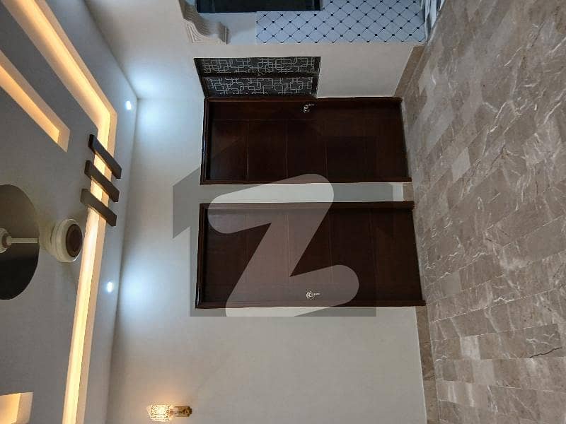 ڈی ایچ اے فیز 5 ڈی ایچ اے ڈیفینس,کراچی میں 3 کمروں کا 5 مرلہ فلیٹ 1.65 کروڑ میں برائے فروخت۔ ڈی ایچ اے فیز 5 ڈی ایچ اے ڈیفینس,کراچی میں 3 کمروں کا 5 مرلہ فلیٹ 1.65 کروڑ میں برائے فروخت۔