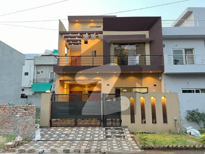 5 Marla Brand New Beautiful House For Sale