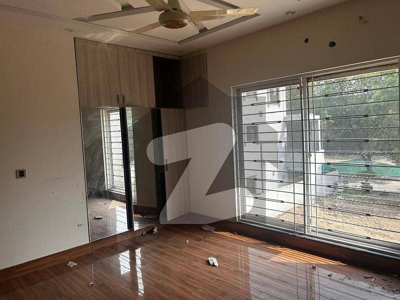 10 Marla Upper Portion For Rent 10 Marla Upper Portion For Rent