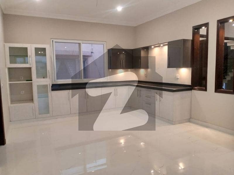 Most Luxurious Upper Portion For Rent