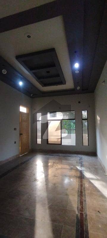 150 yards double storey 40 ft road west open house In Zohra Nagar society, sch 33