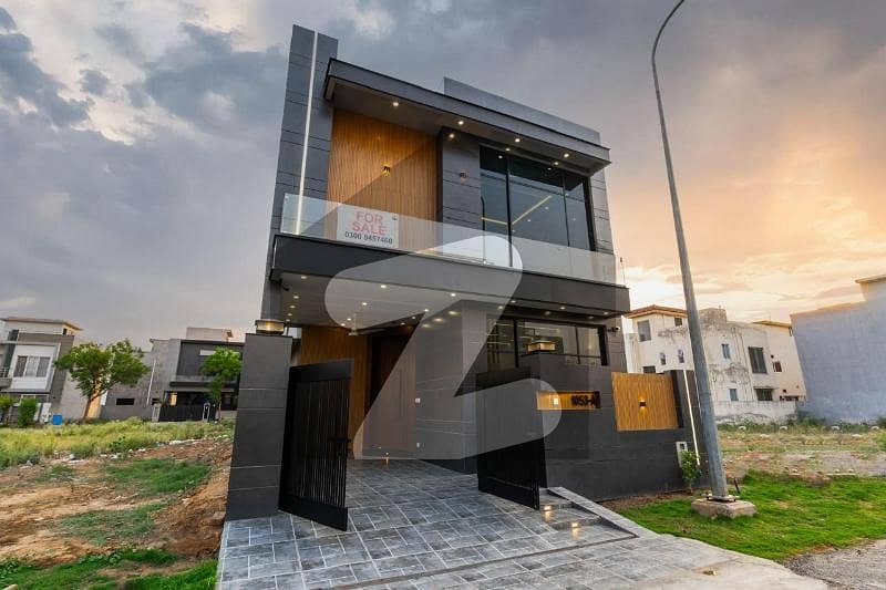 ULTRA LUXURY HOUSE ULTRA LUXURY HOUSE