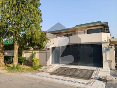 One Kanal Beautiful House Is Available For Rent In Dha Phase 3 YBlock