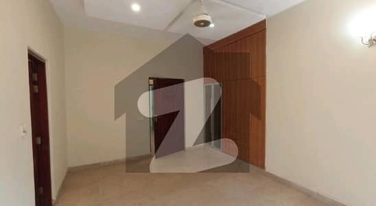 2 Kanal House In Stunning Upper Mall Is Available For rent