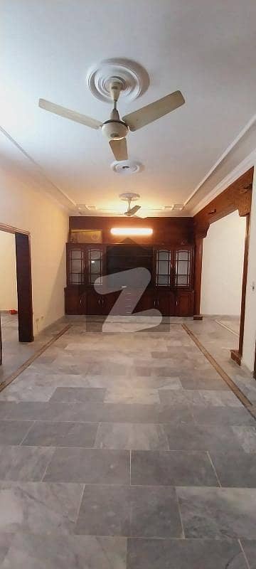 UPPER PORTION FOR RENT 8 MALRA UPPER PORTION FOR RENT 8 MALRA