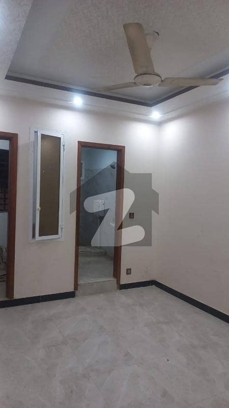 کاٹھیاواڑ سوسائٹی سکیم 33 - سیکٹر 19-اے,سکیم 33,کراچی میں 3 کمروں کا 6 مرلہ فلیٹ 1.5 کروڑ میں برائے فروخت۔ کاٹھیاواڑ سوسائٹی سکیم 33 - سیکٹر 19-اے,سکیم 33,کراچی میں 3 کمروں کا 6 مرلہ فلیٹ 1.5 کروڑ میں برائے فروخت۔