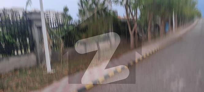 10 Kanal Developed Possession Farmhouse Plot For Sale Block A, Gulberg Greens, Islamabad