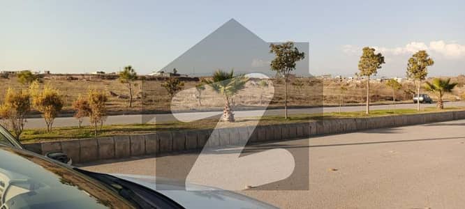 10 Kanal Developed Possession Farm House Plot For Sale Block C, Gulberg Greens, Islamabad