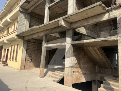 چٹھہ بختاور اسلام آباد میں 7 مرلہ عمارت 2.4 کروڑ میں برائے فروخت۔