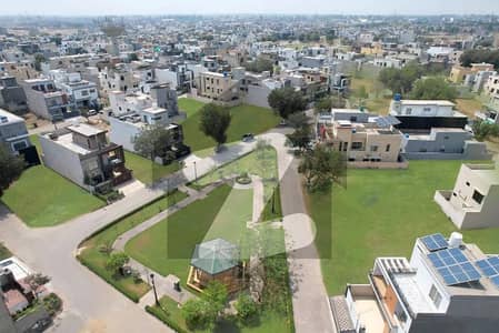 MOST PREMIUM Location in LAKE CITY of 10-marla plot located 150' Rd, Adjacent to GRAND MOSQUE & LAKE CITY MALL & Food Court