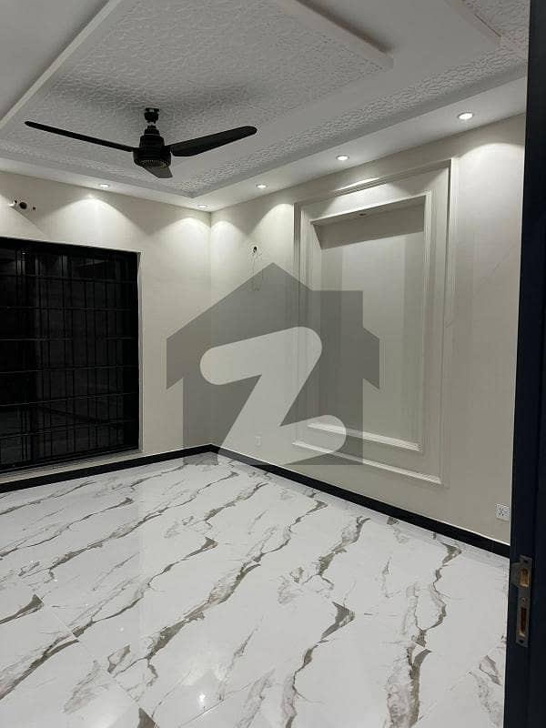 10 MARLA BRAND NEW UPPER PORTION AVAILABLE FOR RENT IN UET SOCIETY WITH GASS 10 MARLA BRAND NEW UPPER PORTION AVAILABLE FOR RENT IN UET SOCIETY WITH GASS