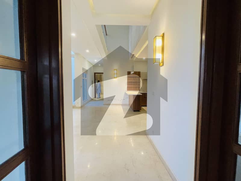 Brand New Luxury House Brand New Luxury House